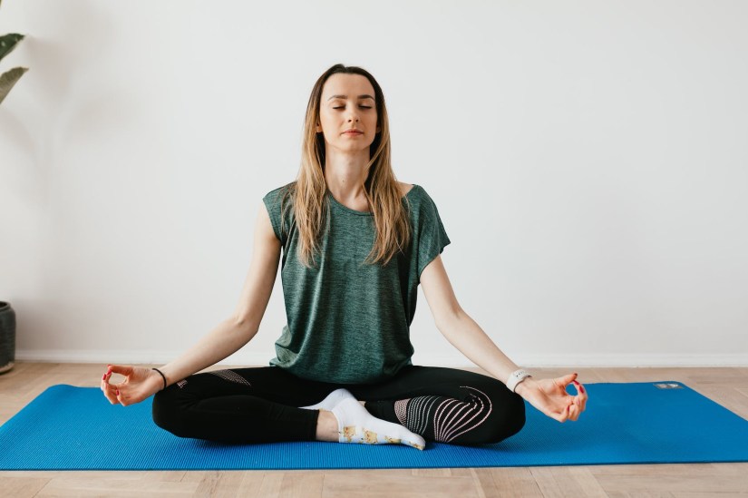 You only breathe out of one nostril at a&nbsp;time.